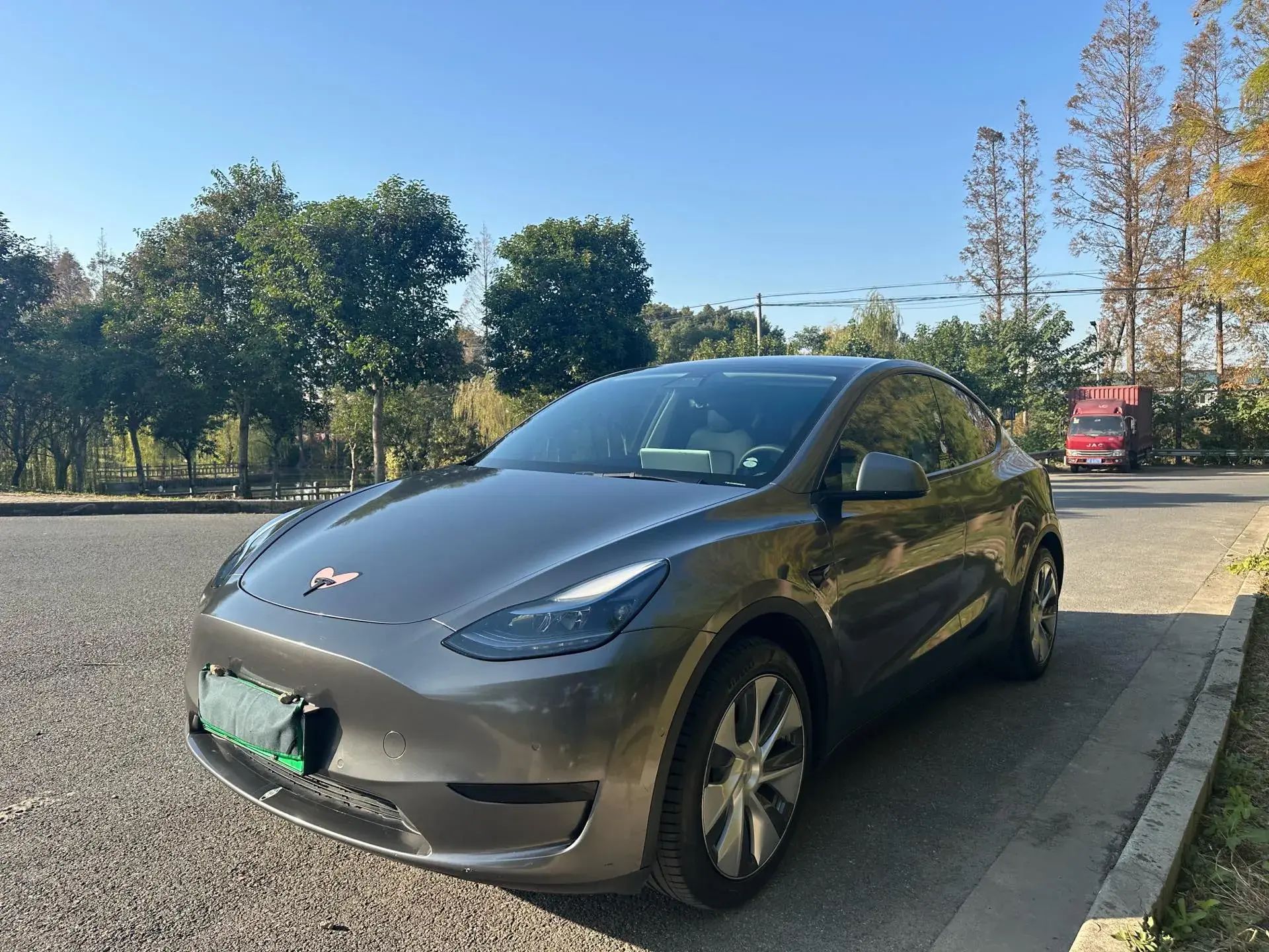 2022 TESLA MODEL view 1