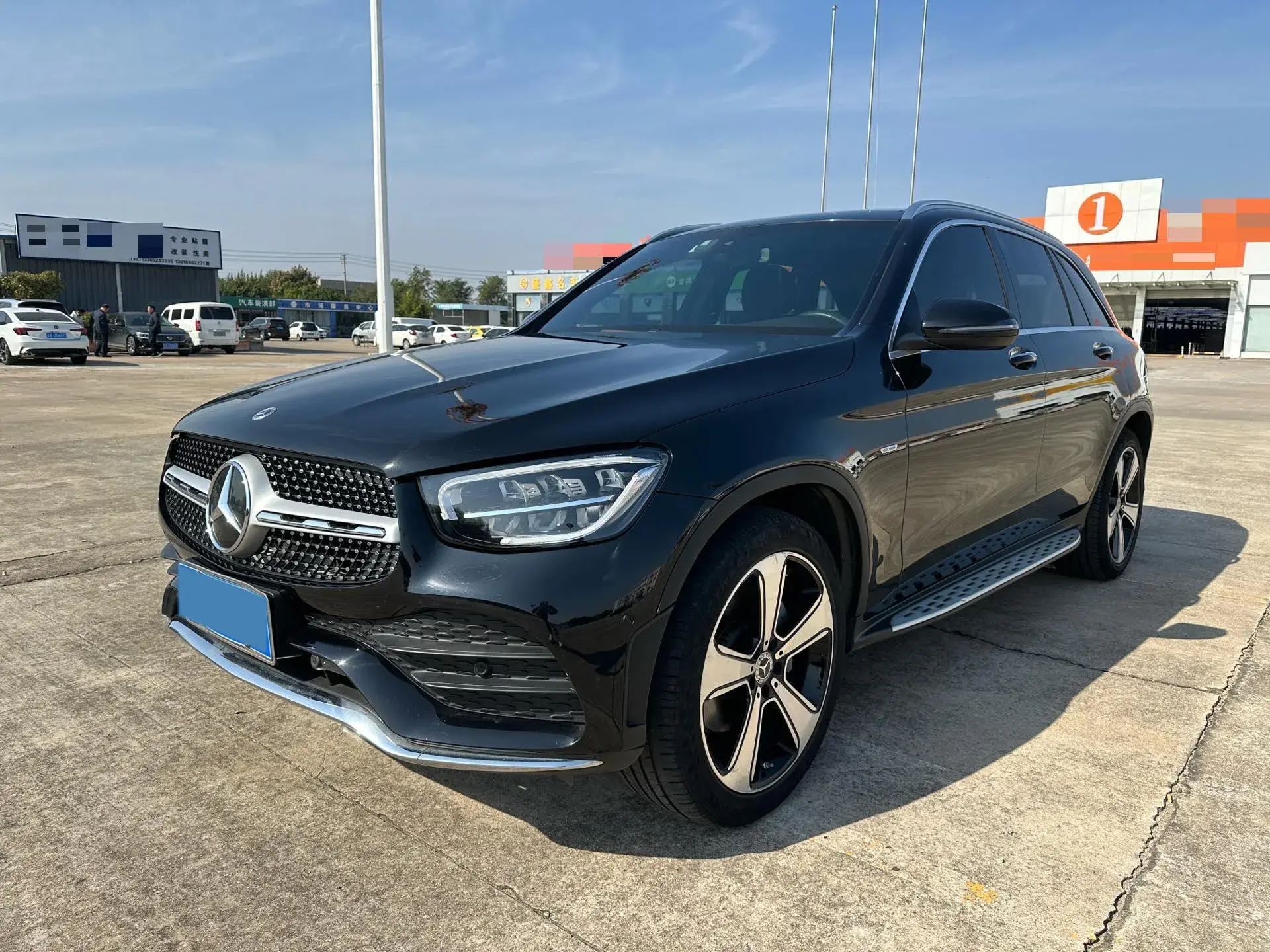 2022 MERCEDES-BENZ GLC view 1