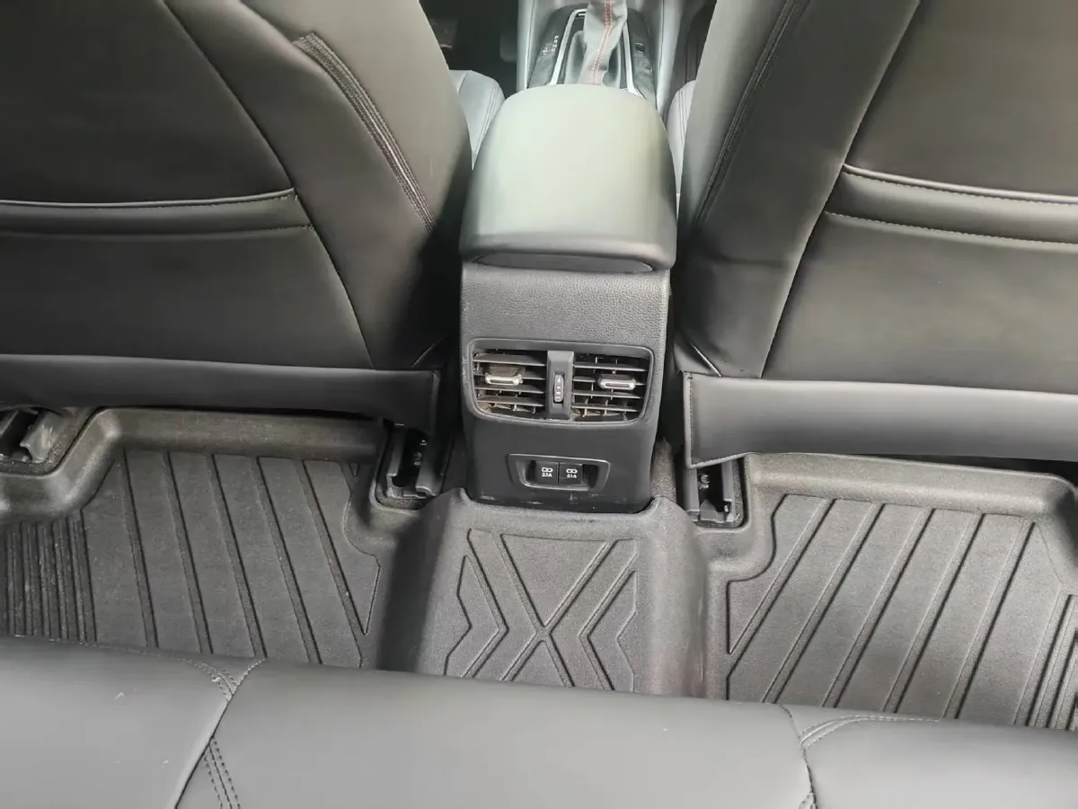 2021 Toyota Corolla 1.2T 116HP L4 CVT,autocango,china used car exporter,china ev exporter,chinese used car exporter,chinese used ev exporter