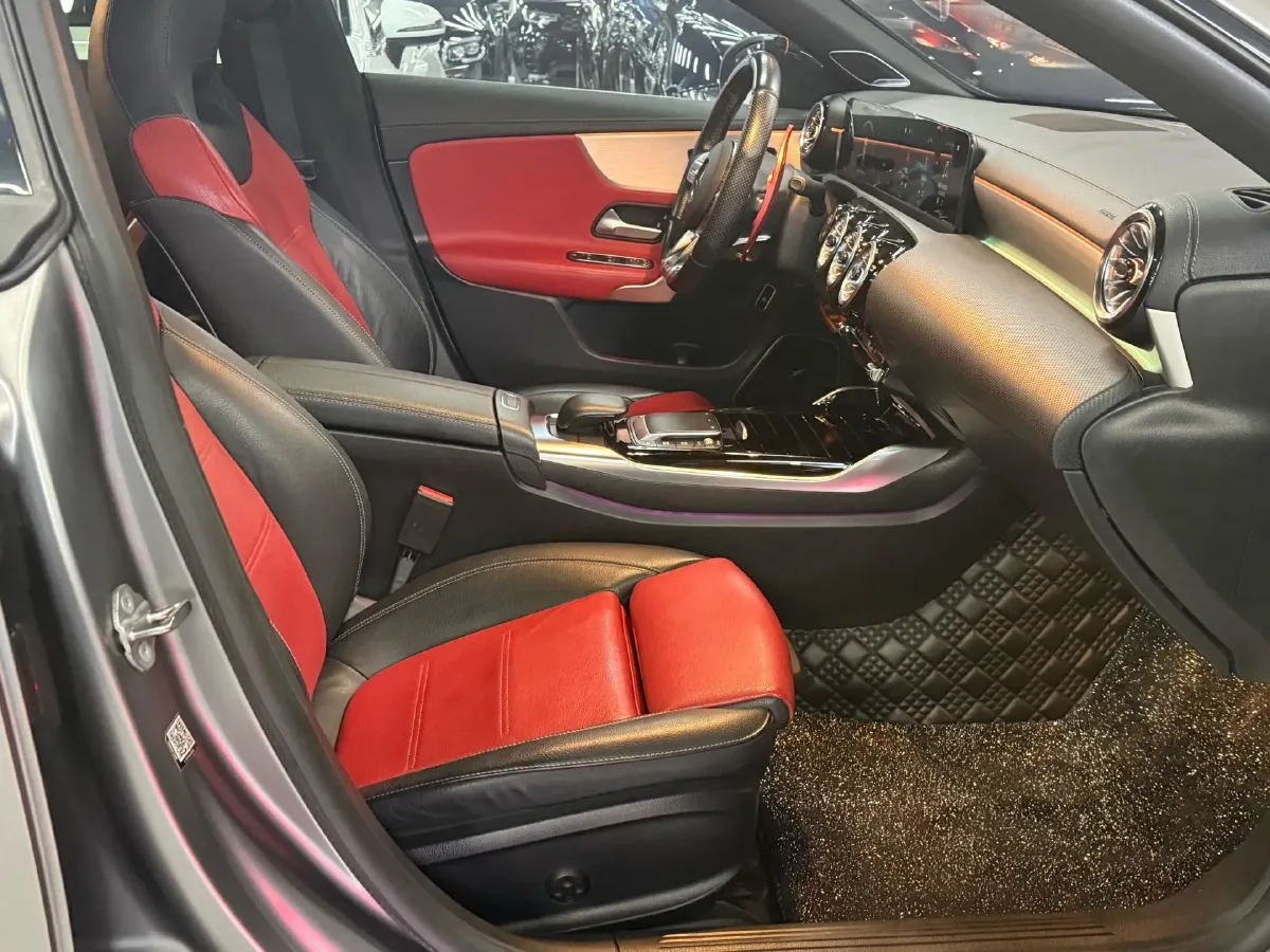 2021 Mercedes-Benz CLA AMG 2.0T 306HP L4 7DCT,autocango,china used car exporter,china ev exporter,chinese used car exporter,chinese used ev exporter