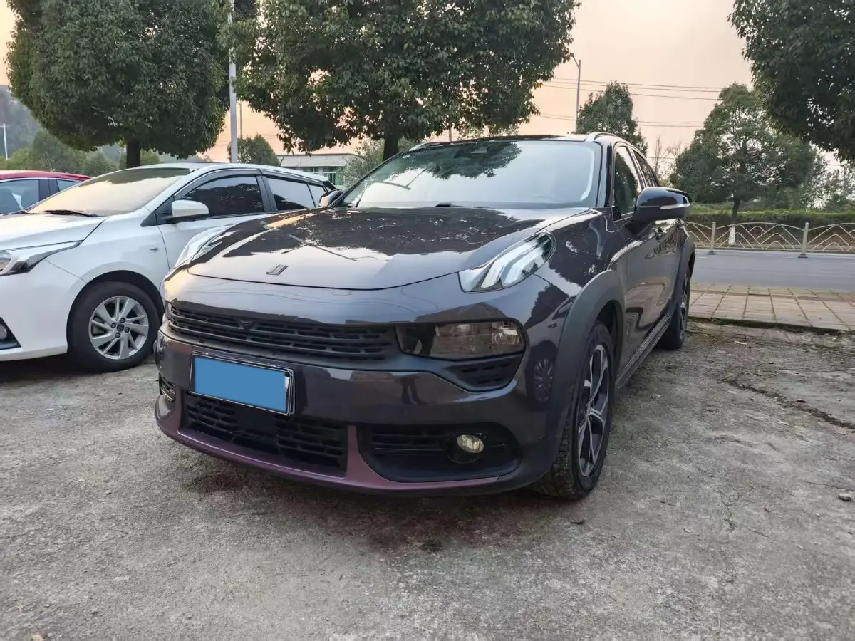 2019 LYNK&CO 02 2.0T 190HP L4 6AT