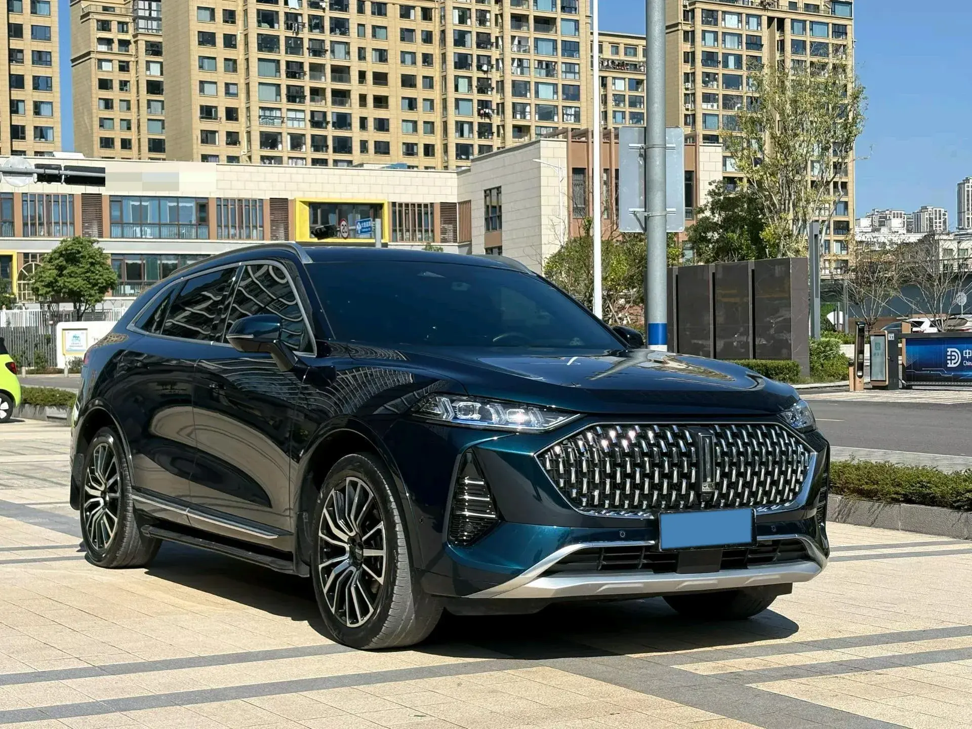 2021 WEY MOCHA thumbnail 3