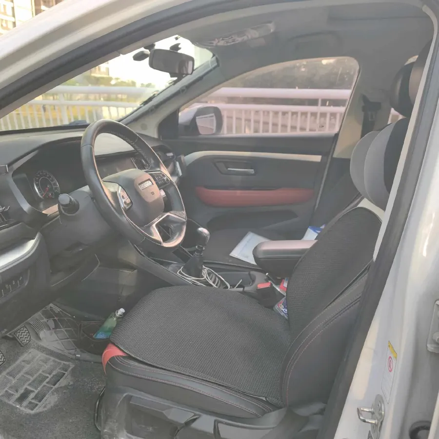 2018 Haval H2s 1.5T 150HP L4 6MT,autocango,china used car exporter,china ev exporter,chinese used car exporter,chinese used ev exporter