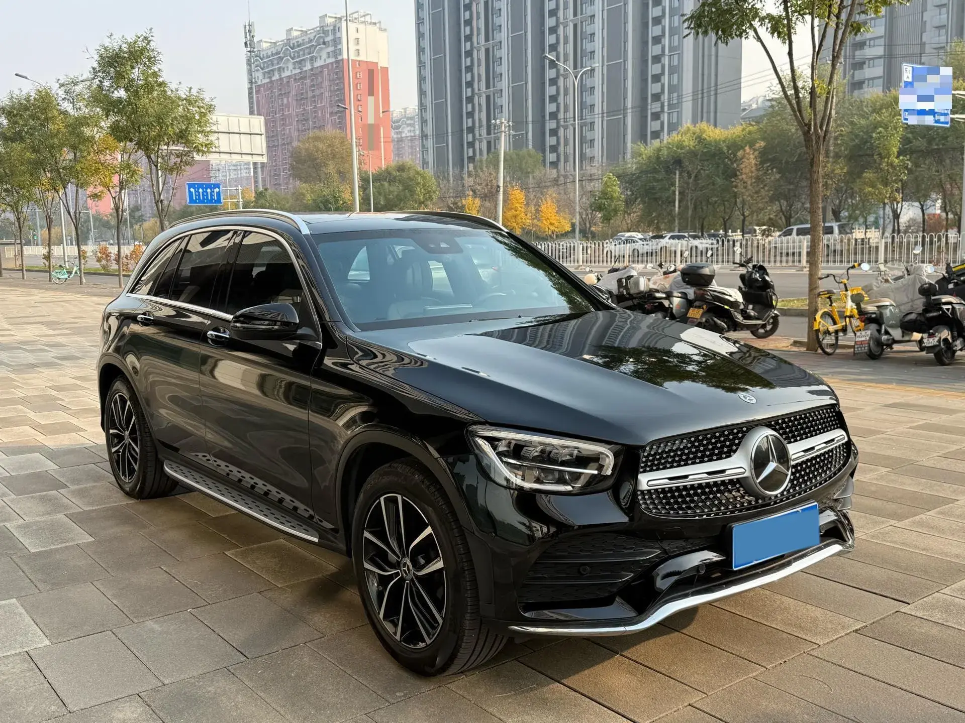 2021 MERCEDES-BENZ GLC thumbnail 3