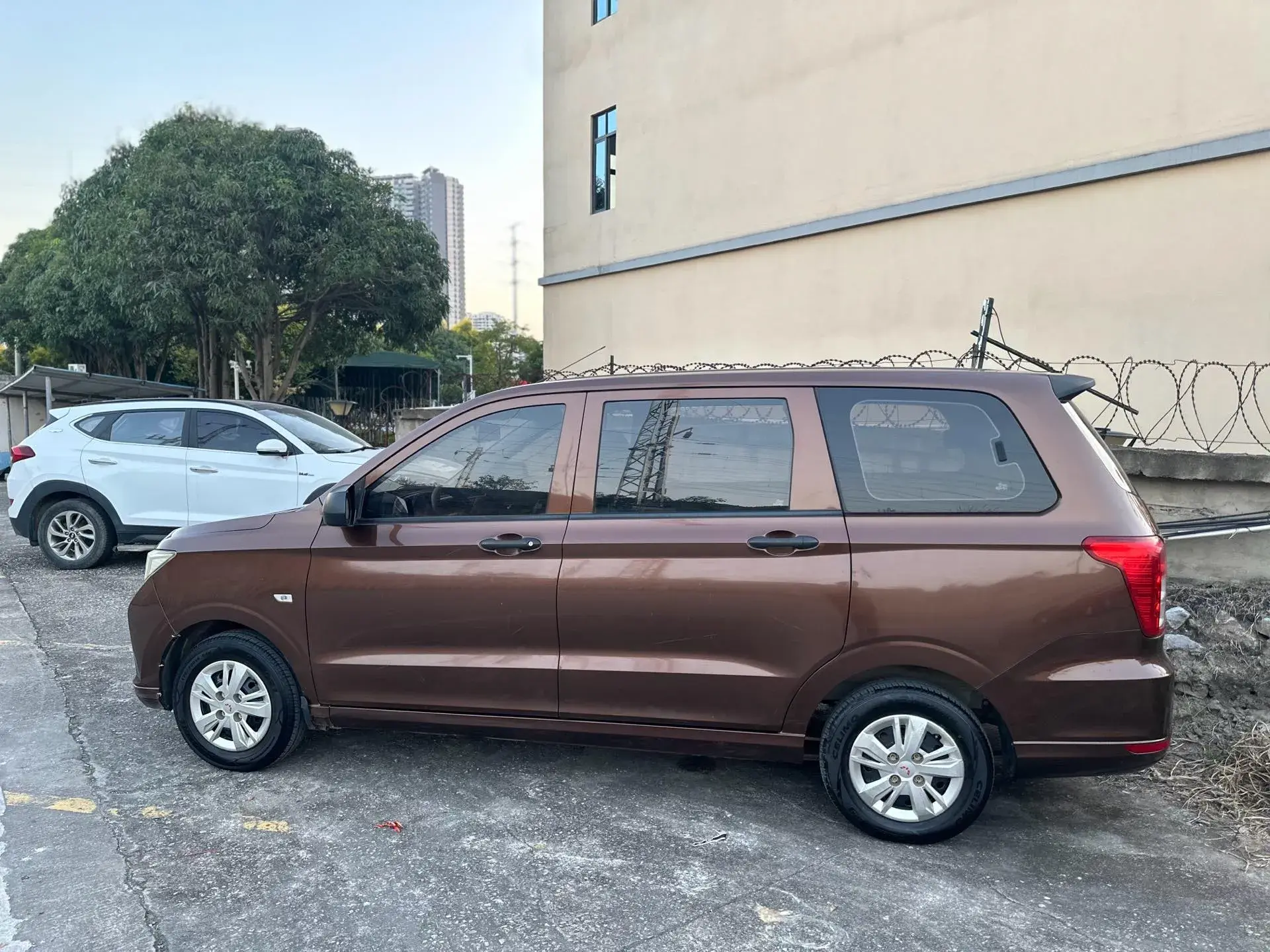 2019 WULING HONGGUANG thumbnail 4