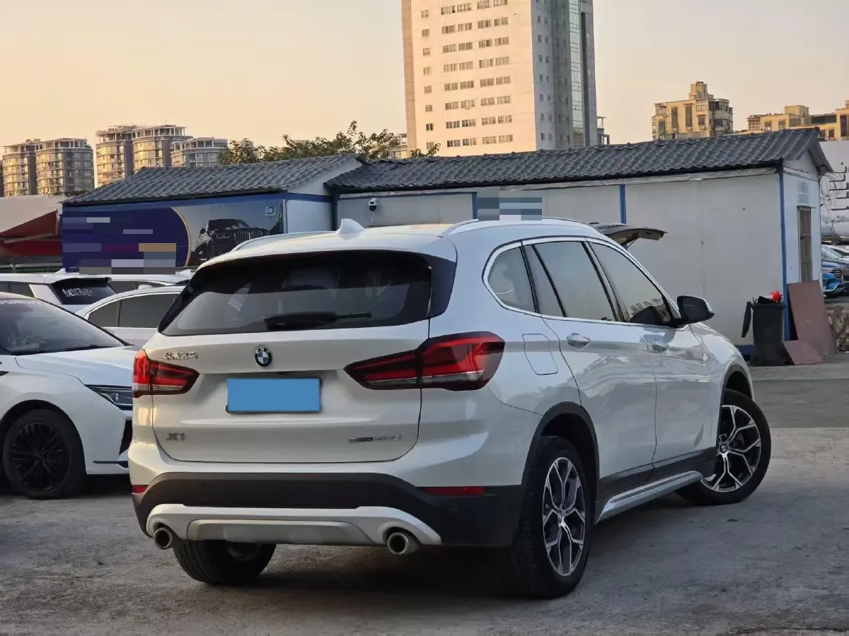2022 BMW X1 1.5T 140HP L3 7DCT,autocango,china used car exporter,china ev exporter,chinese used car exporter,chinese used ev exporter