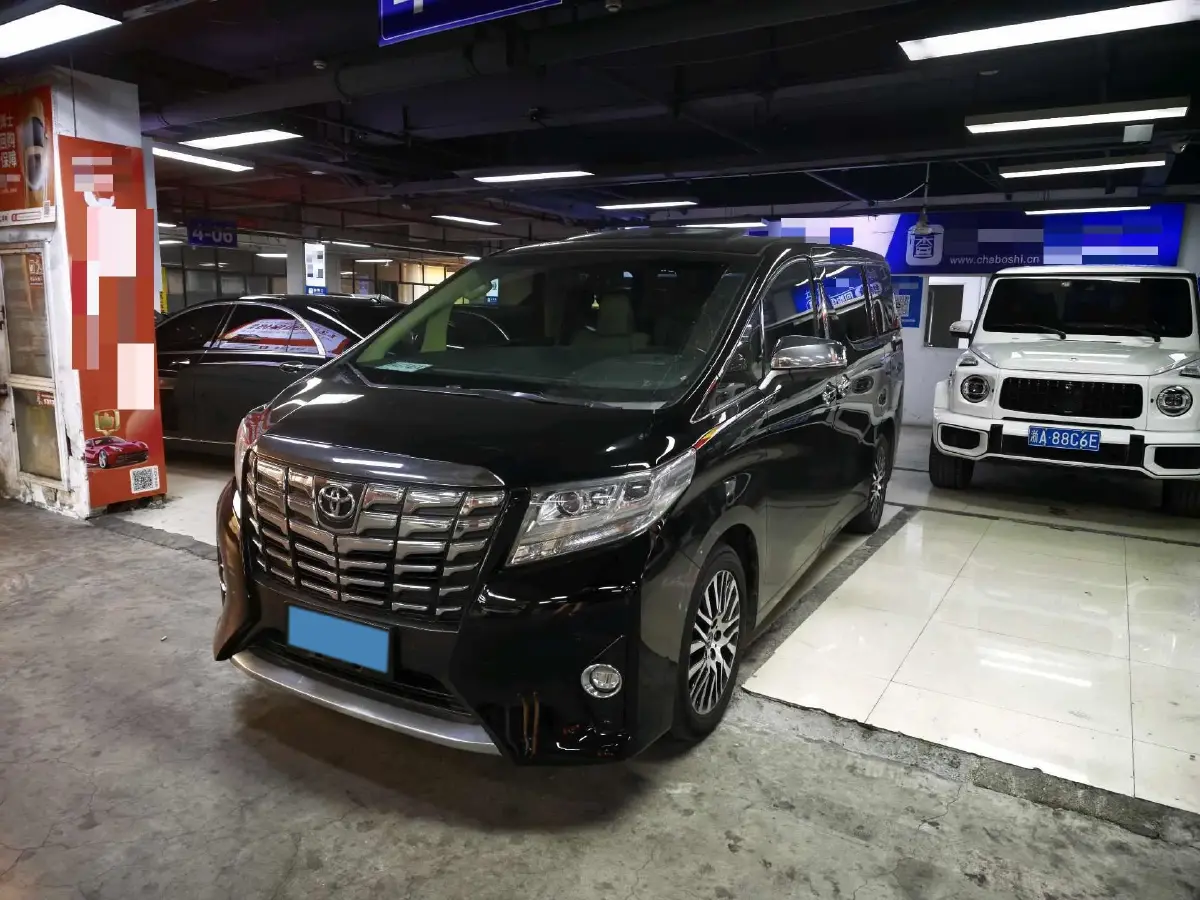 2015 Toyota Alphard 3.5L 275HP V6 6AT