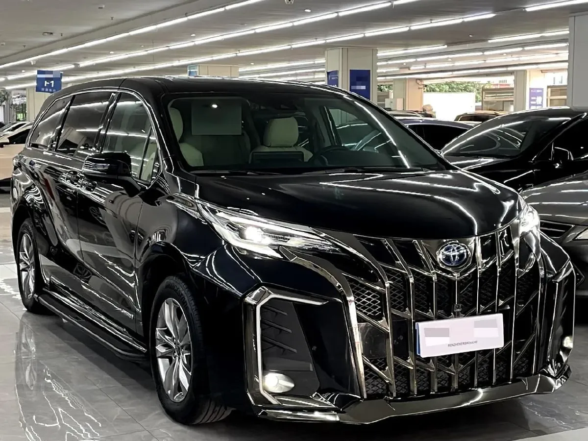 2024 Toyota Sienna 2.5L 189HP L4 E-CVT Hybrid,autocango,china used car exporter,china ev exporter,chinese used car exporter,chinese used ev exporter