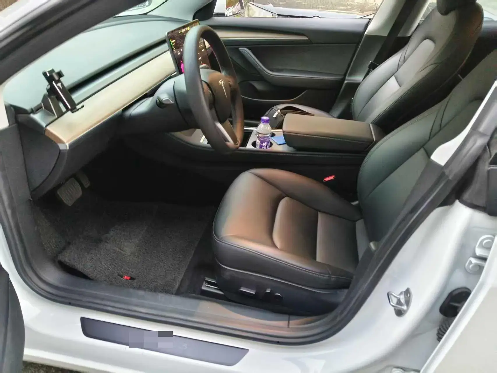 2021 TESLA MODEL thumbnail 2