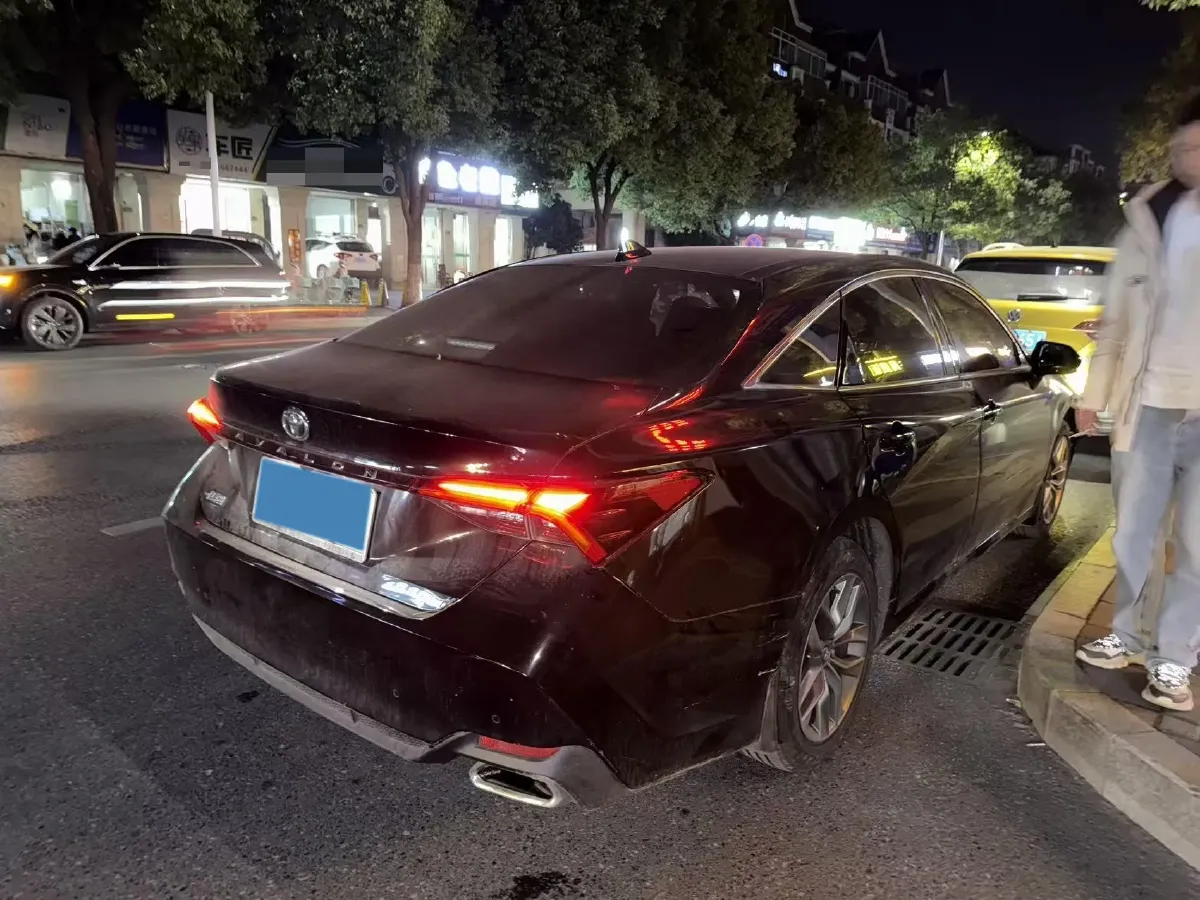 2019 Toyota Avalon 2.5L 209HP L4 8AT,autocango,china used car exporter,china ev exporter,chinese used car exporter,chinese used ev exporter