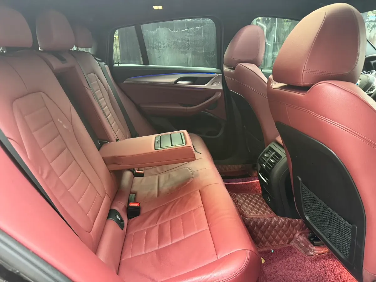 2020 BMW X4 2.0T 184HP L4 8AT,autocango,china used car exporter,china ev exporter,chinese used car exporter,chinese used ev exporter