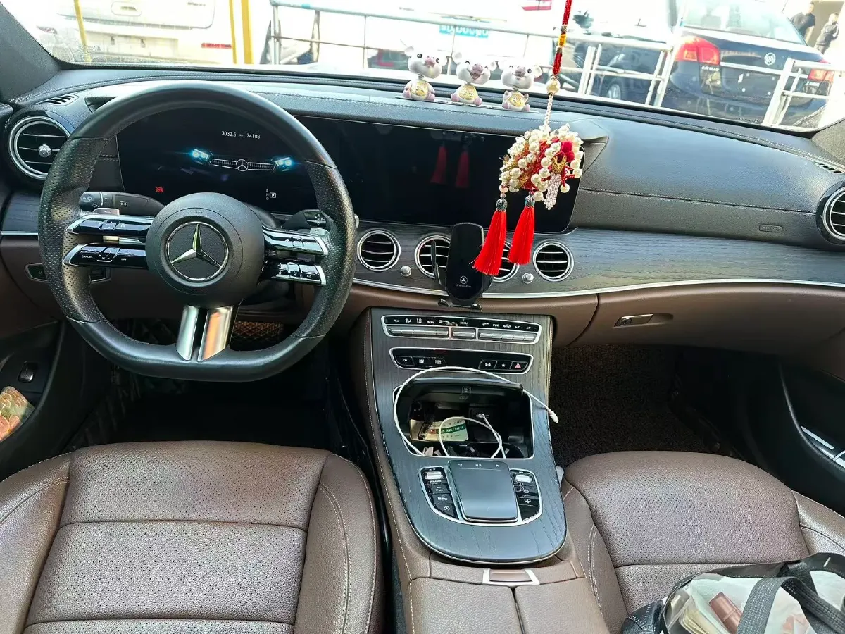 2021 Mercedes-Benz E Class 2.0T 258HP L4 9AT,autocango,china used car exporter,china ev exporter,chinese used car exporter,chinese used ev exporter