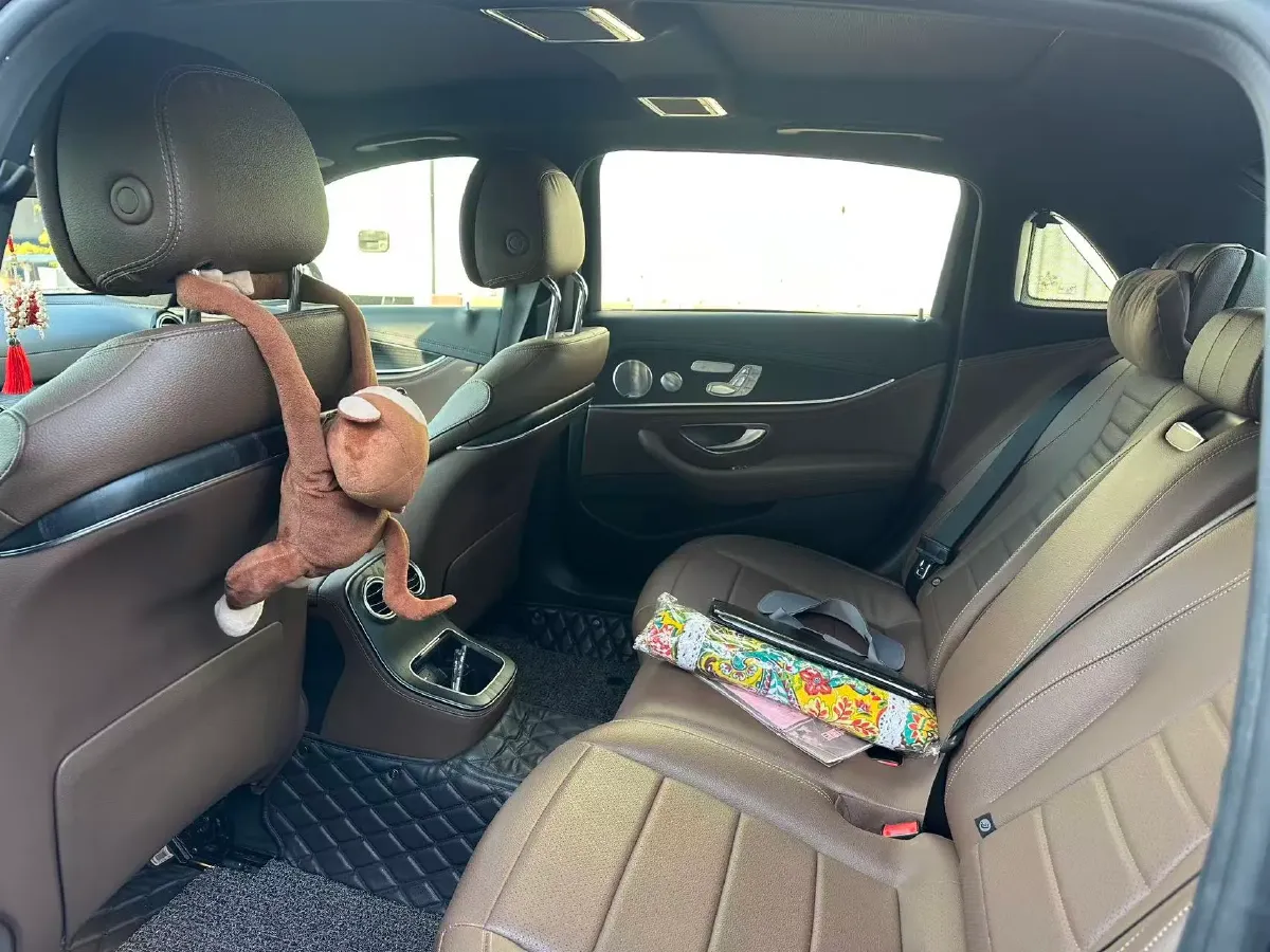 2021 Mercedes-Benz E Class 2.0T 258HP L4 9AT,autocango,china used car exporter,china ev exporter,chinese used car exporter,chinese used ev exporter