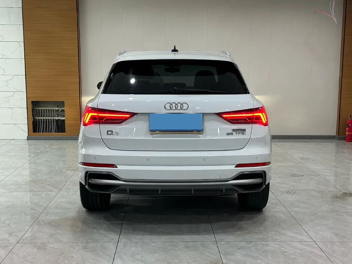 2021 Audi Q3 1.4T 150HP L4 7DCT,autocango,china used car exporter,china ev exporter,chinese used car exporter,chinese used ev exporter
