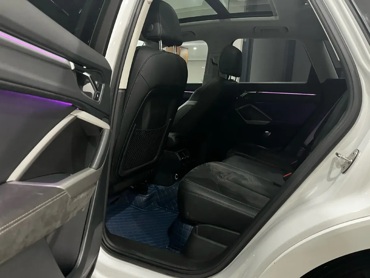 2021 Audi Q3 1.4T 150HP L4 7DCT,autocango,china used car exporter,china ev exporter,chinese used car exporter,chinese used ev exporter