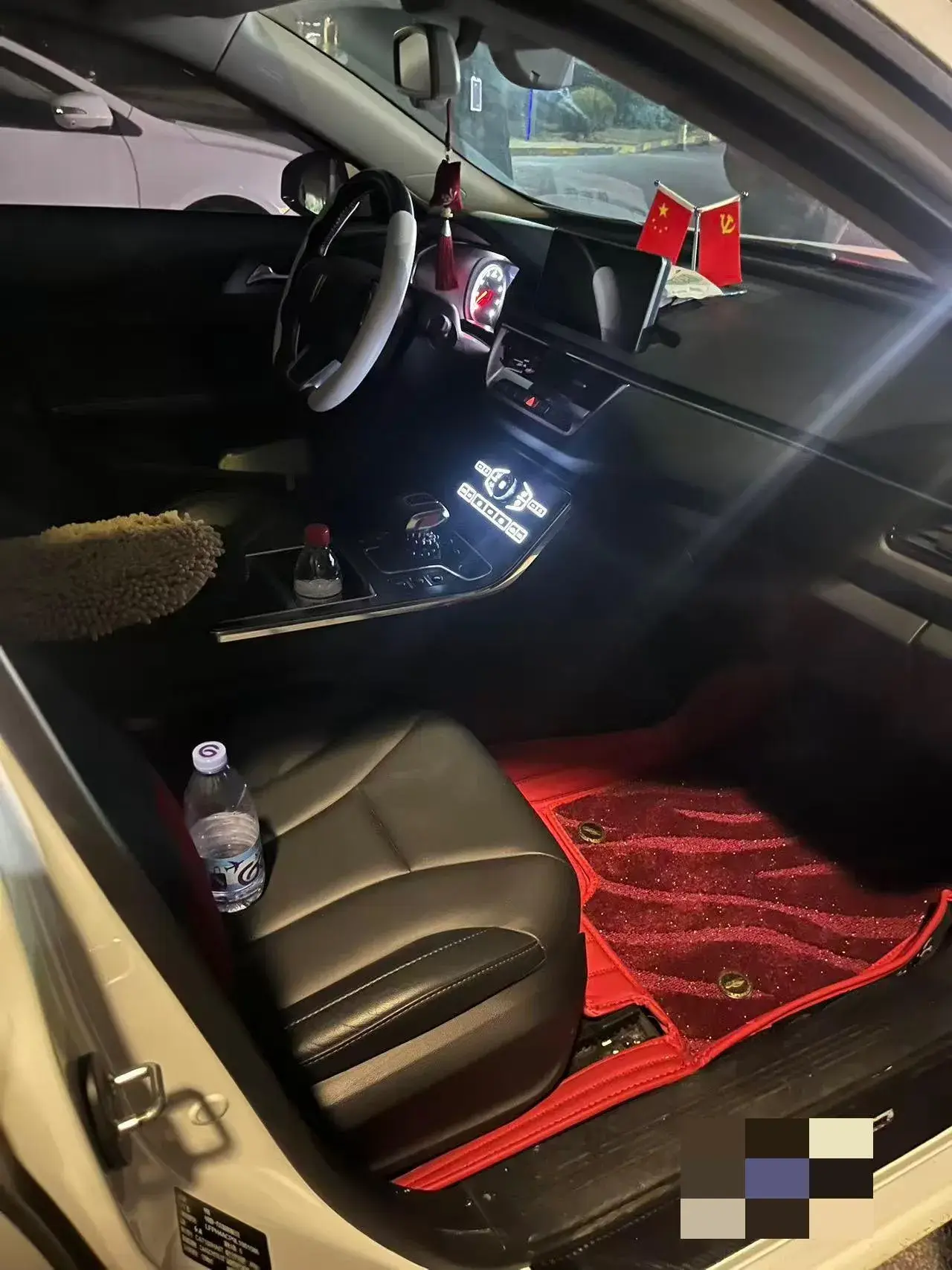 2020 HONGQI H5 thumbnail 3