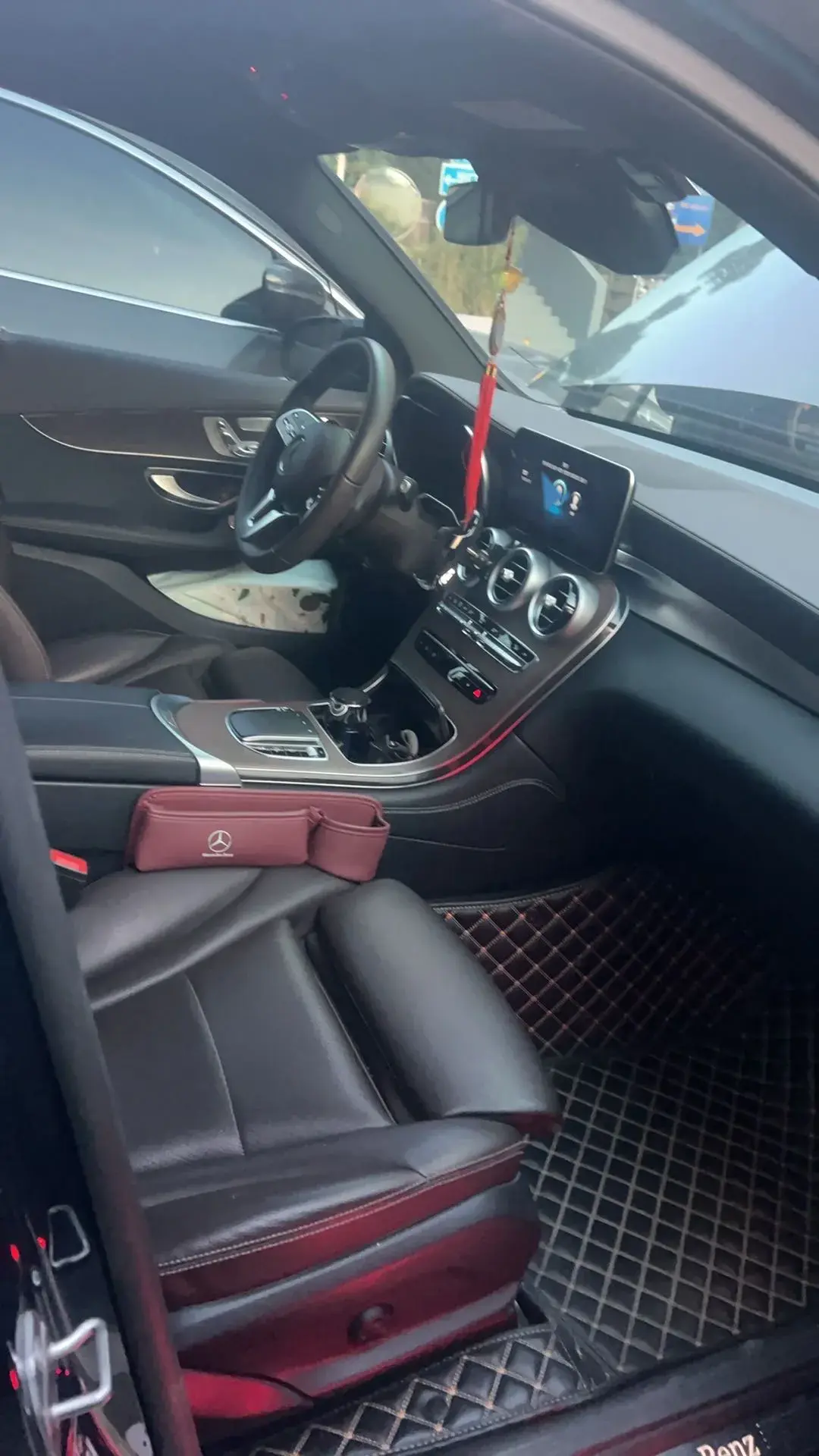 2022 MERCEDES-BENZ GLC thumbnail 4