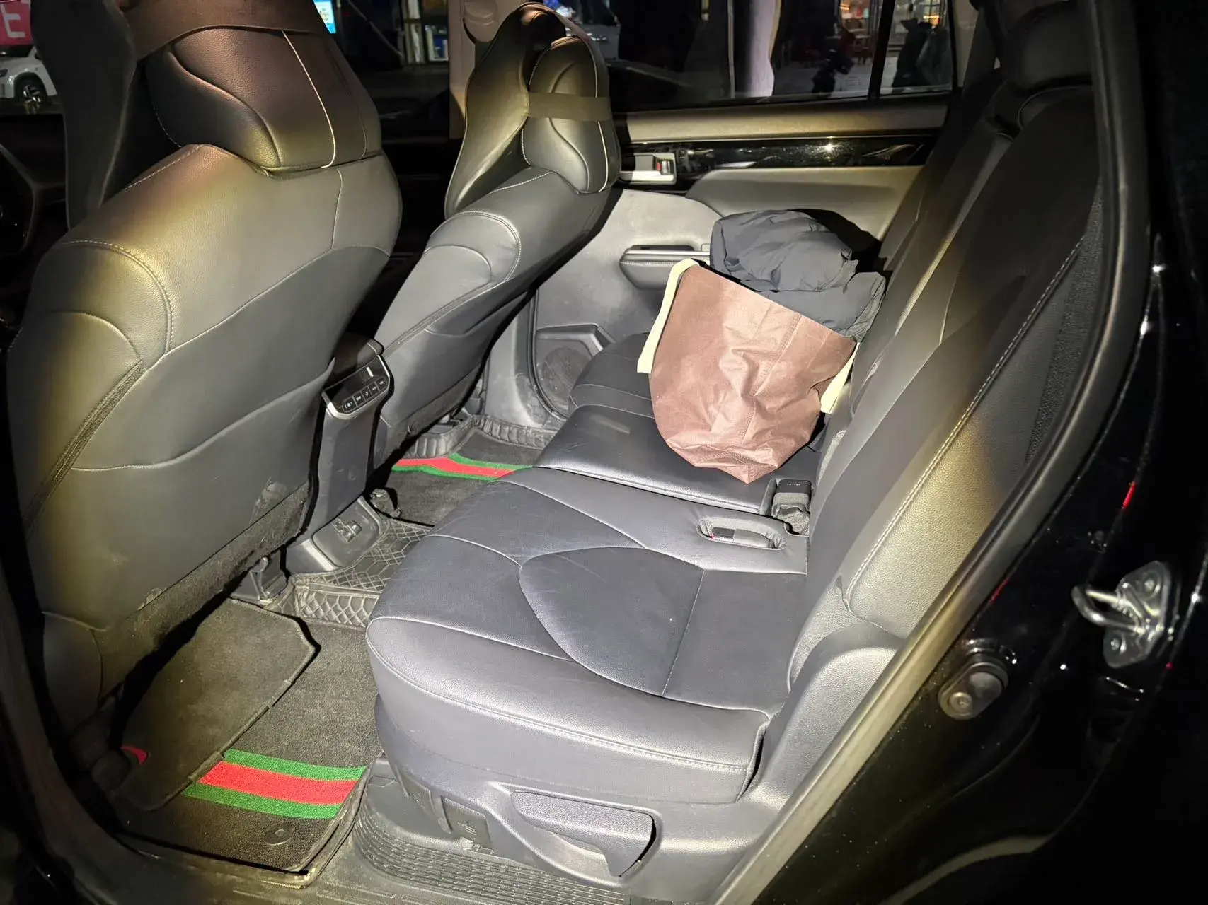 2022 TOYOTA HIGHLANDER thumbnail 4