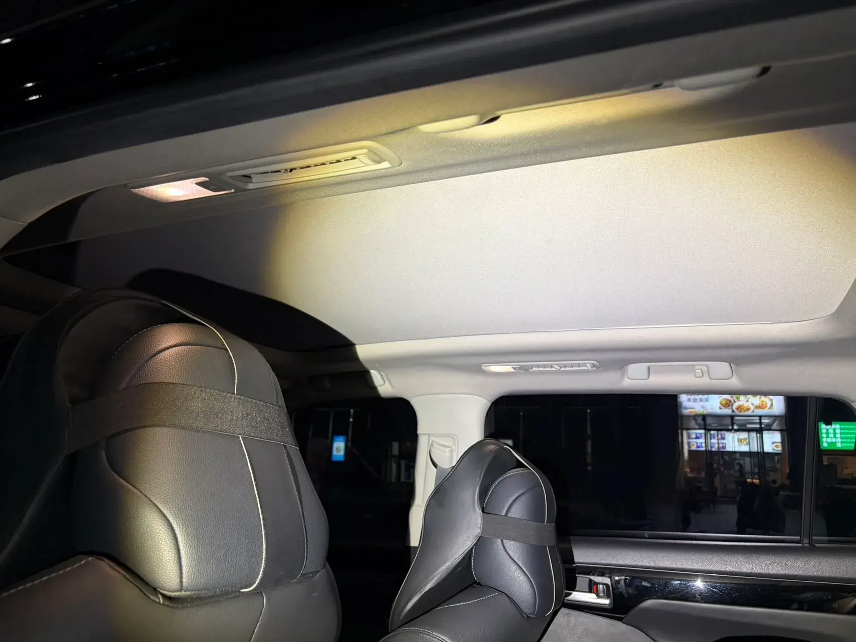 2022 TOYOTA HIGHLANDER thumbnail 3