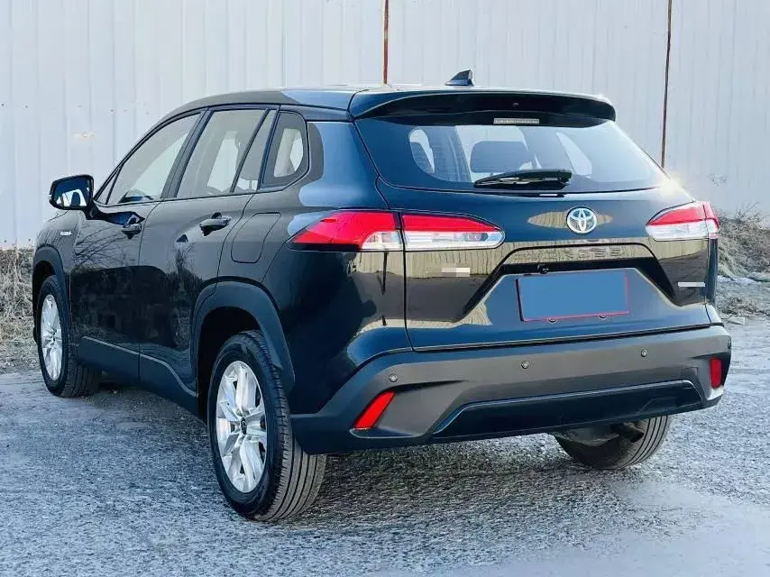 2023 TOYOTA COROLLA thumbnail 4