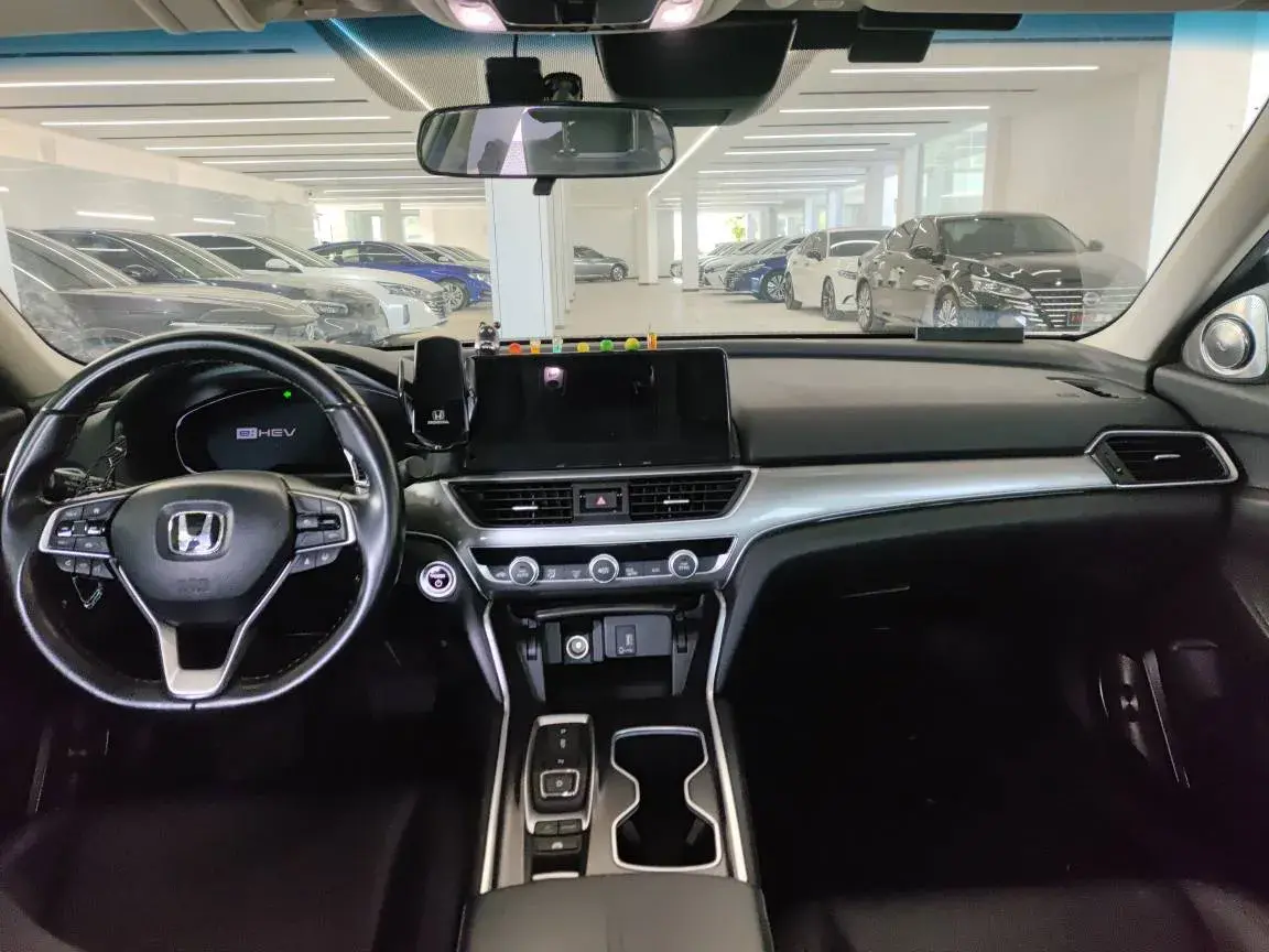 2022 HONDA ACCORD thumbnail 3