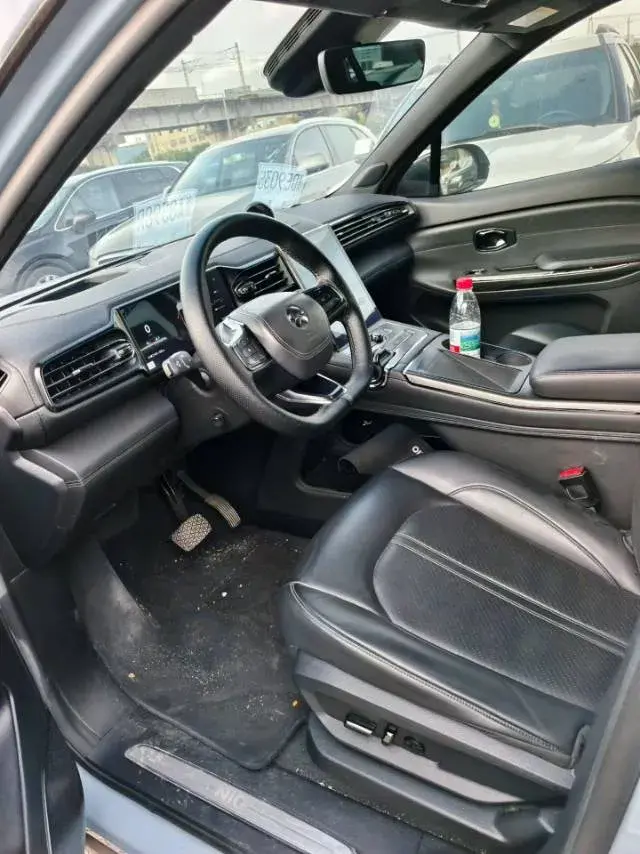 2022 NIO ES6 thumbnail 4