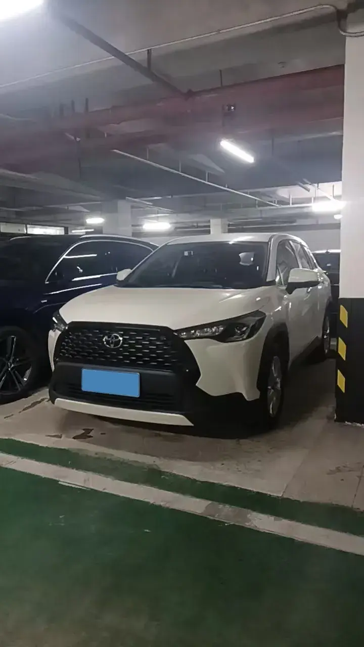 2024 TOYOTA COROLLA view 1