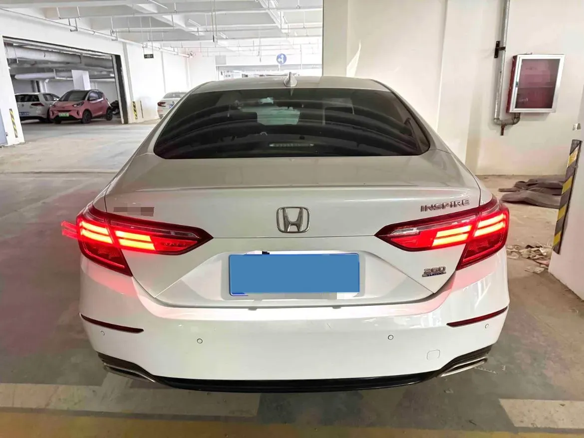 2022 Honda Inspire 1.5T 194HP L4 CVT,autocango,china used car exporter,china ev exporter,chinese used car exporter,chinese used ev exporter