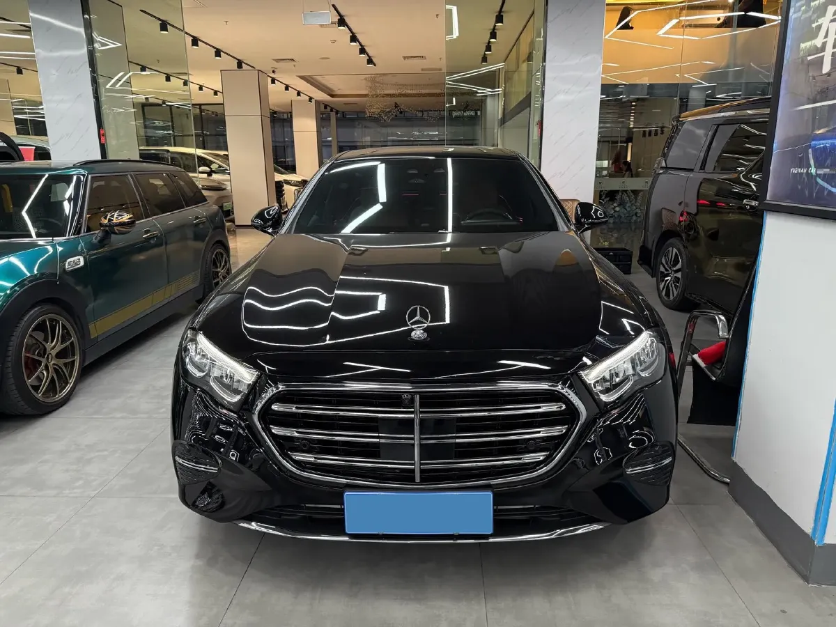 2025 Mercedes-Benz E Class 2.0T 258HP L4 9AT,autocango,china used car exporter,china ev exporter,chinese used car exporter,chinese used ev exporter