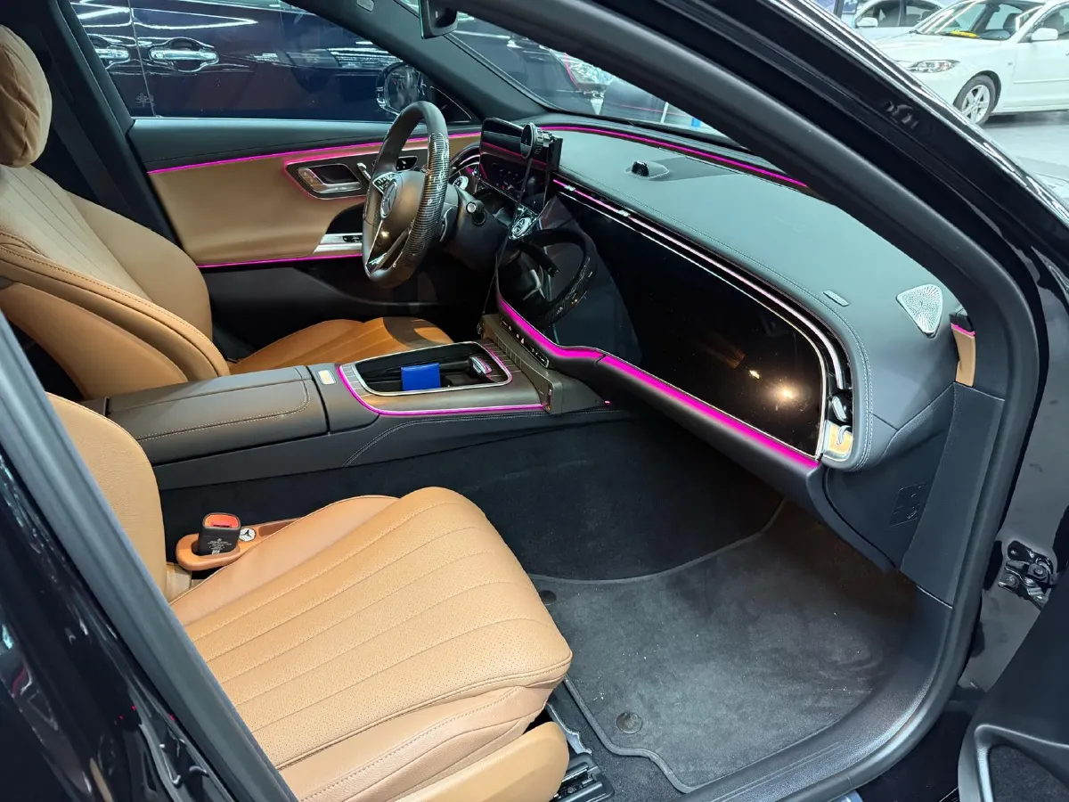 2025 Mercedes-Benz E Class 2.0T 258HP L4 9AT,autocango,china used car exporter,china ev exporter,chinese used car exporter,chinese used ev exporter