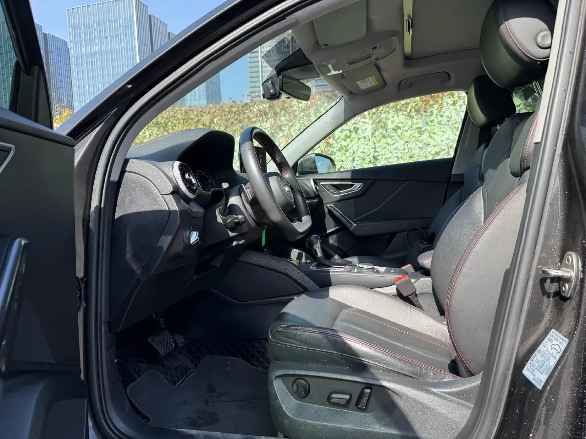 2022 Audi Q2L 1.4T 150HP L4 7DCT,autocango,china used car exporter,china ev exporter,chinese used car exporter,chinese used ev exporter