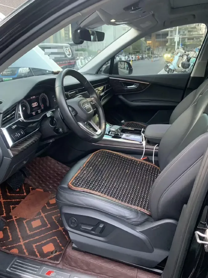 2020 Audi Q7 3.0T 340HP V6 8AT,autocango,china used car exporter,china ev exporter,chinese used car exporter,chinese used ev exporter