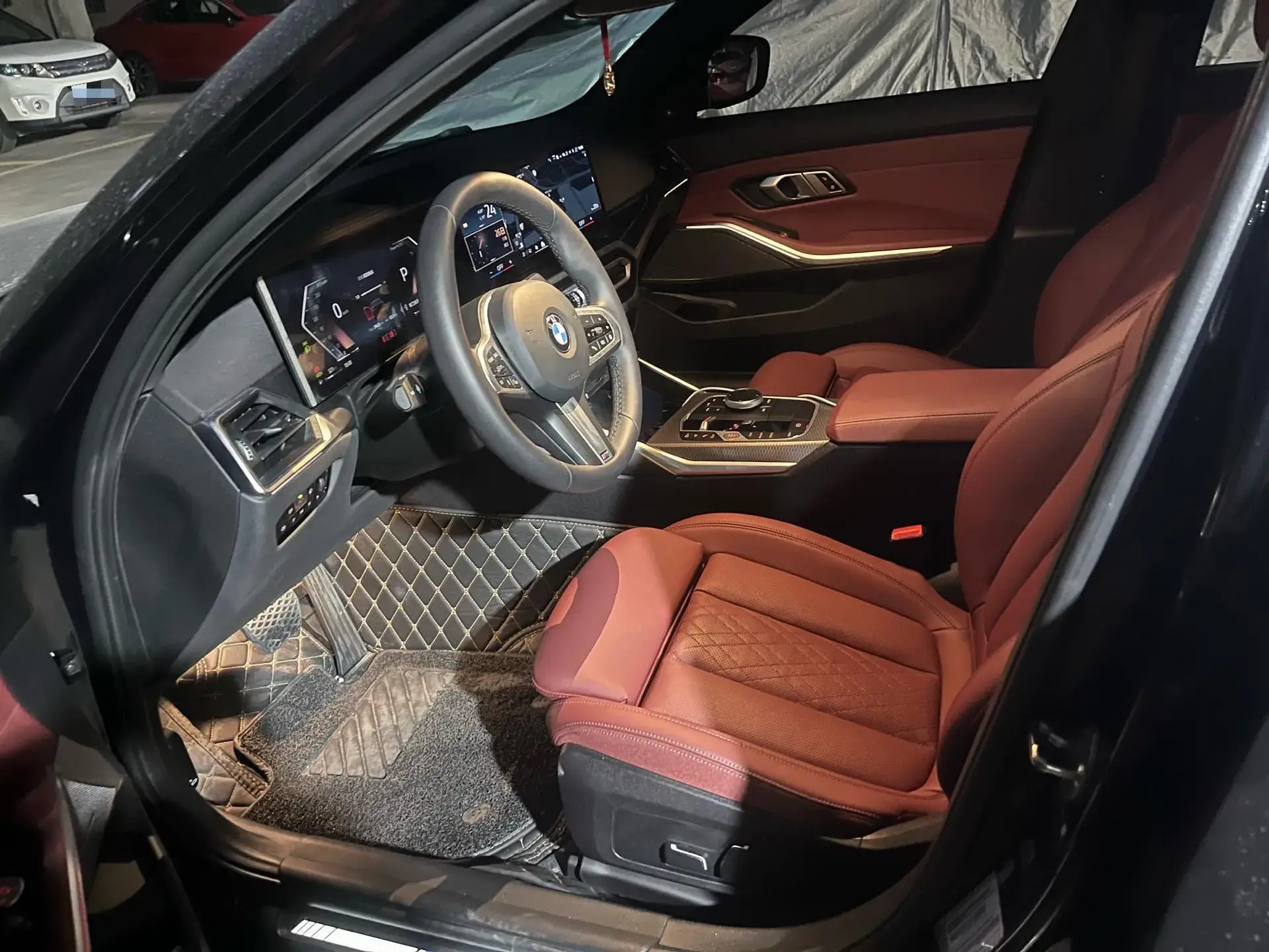 2024 BMW 3 thumbnail 3