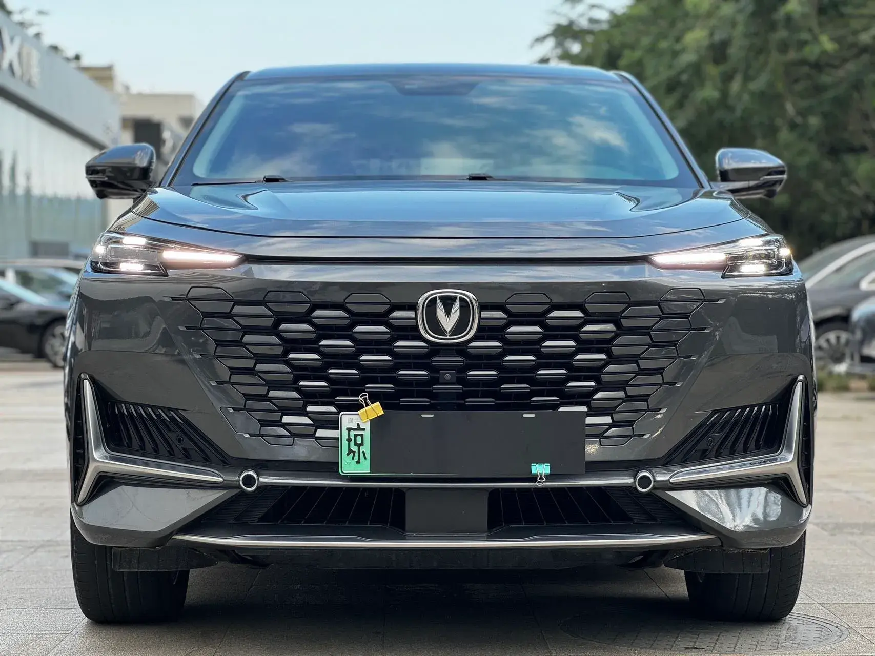 2022 CHANGAN UNI-K thumbnail 2