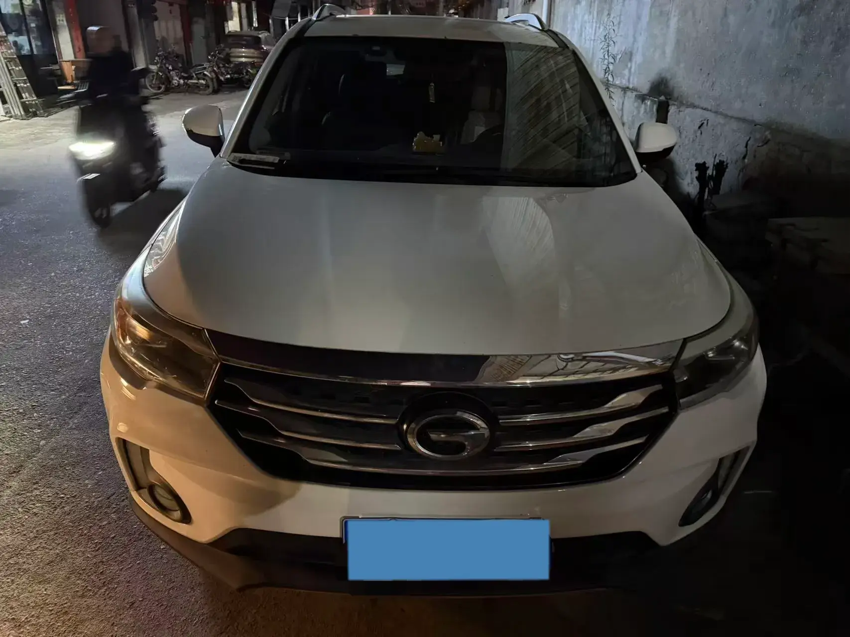 2017 GAC TRUMPCHI thumbnail 3