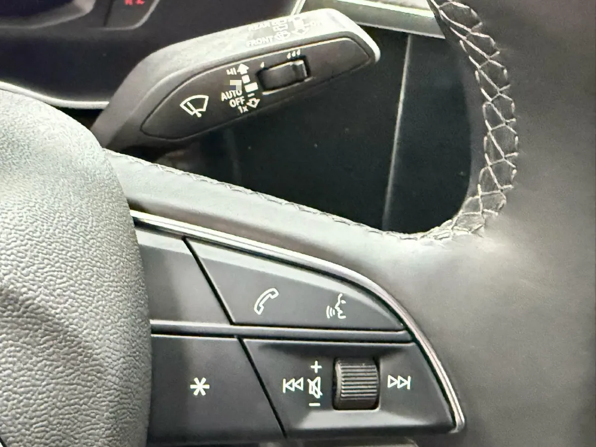 2022 Audi Q3 1.4T 150HP L4 7DCT,autocango,china used car exporter,china ev exporter,chinese used car exporter,chinese used ev exporter