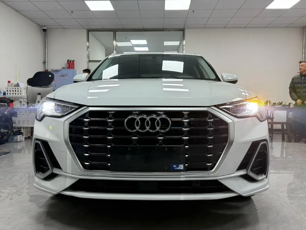 2022 Audi Q3 1.4T 150HP L4 7DCT,autocango,china used car exporter,china ev exporter,chinese used car exporter,chinese used ev exporter