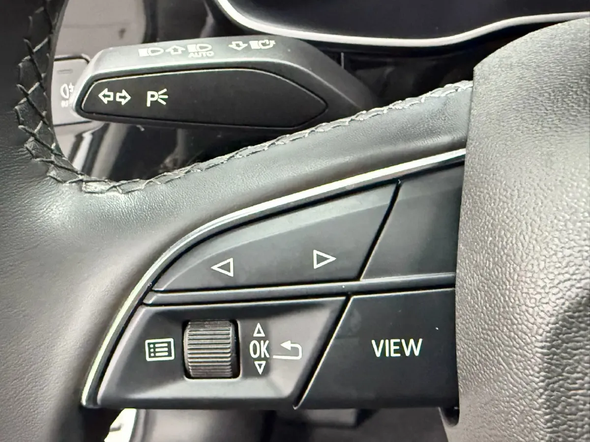 2022 Audi Q3 1.4T 150HP L4 7DCT,autocango,china used car exporter,china ev exporter,chinese used car exporter,chinese used ev exporter