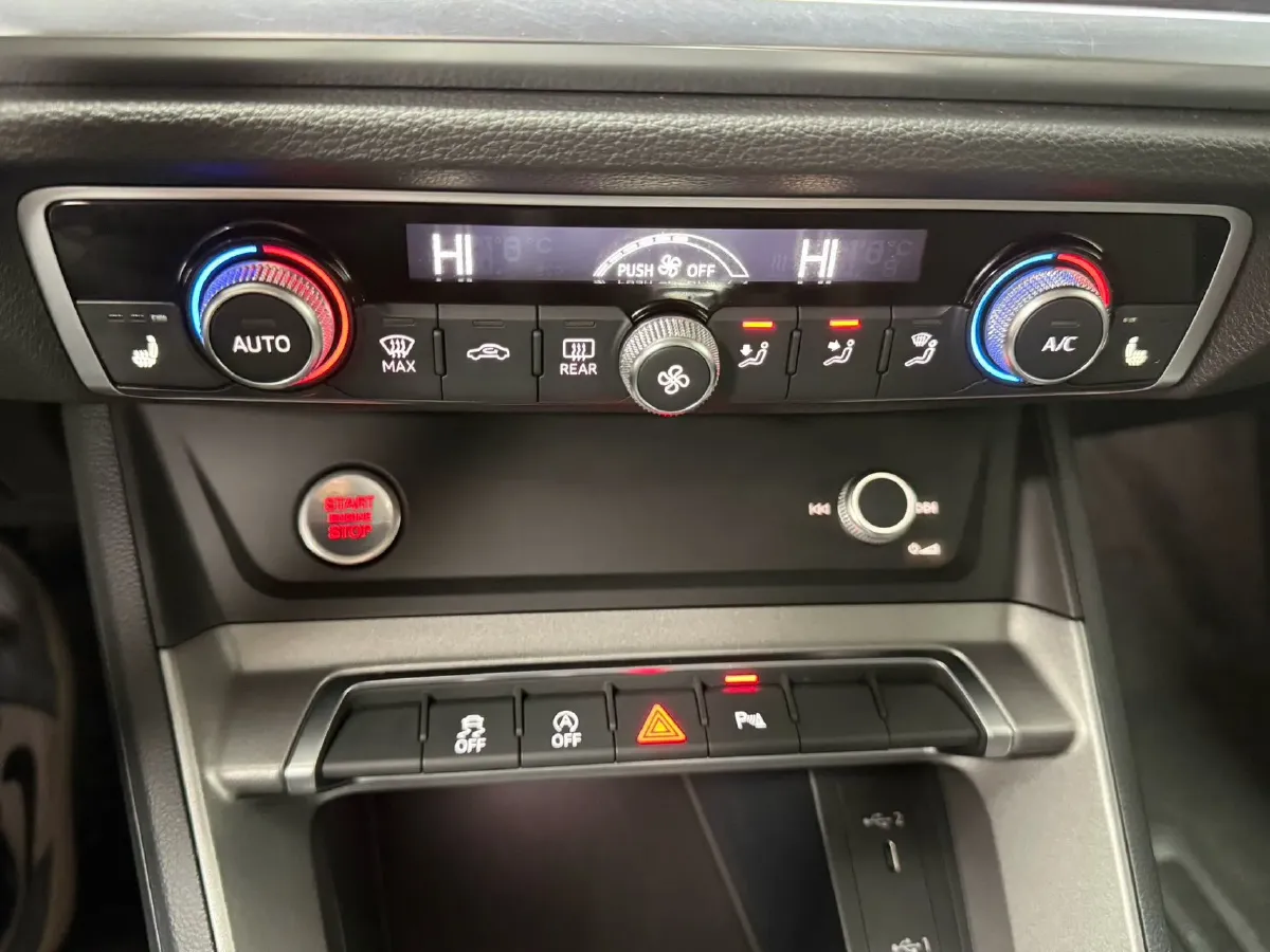 2022 Audi Q3 1.4T 150HP L4 7DCT,autocango,china used car exporter,china ev exporter,chinese used car exporter,chinese used ev exporter