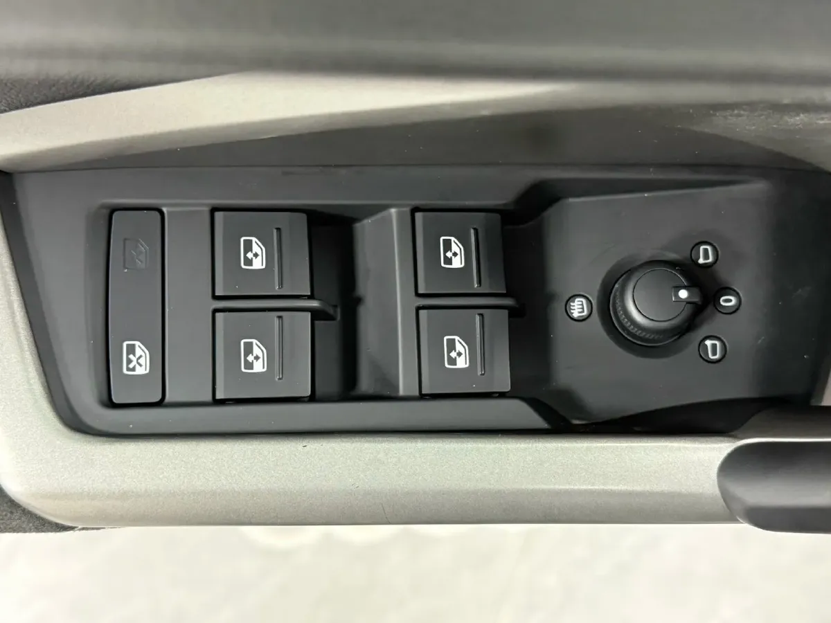 2022 Audi Q3 1.4T 150HP L4 7DCT,autocango,china used car exporter,china ev exporter,chinese used car exporter,chinese used ev exporter