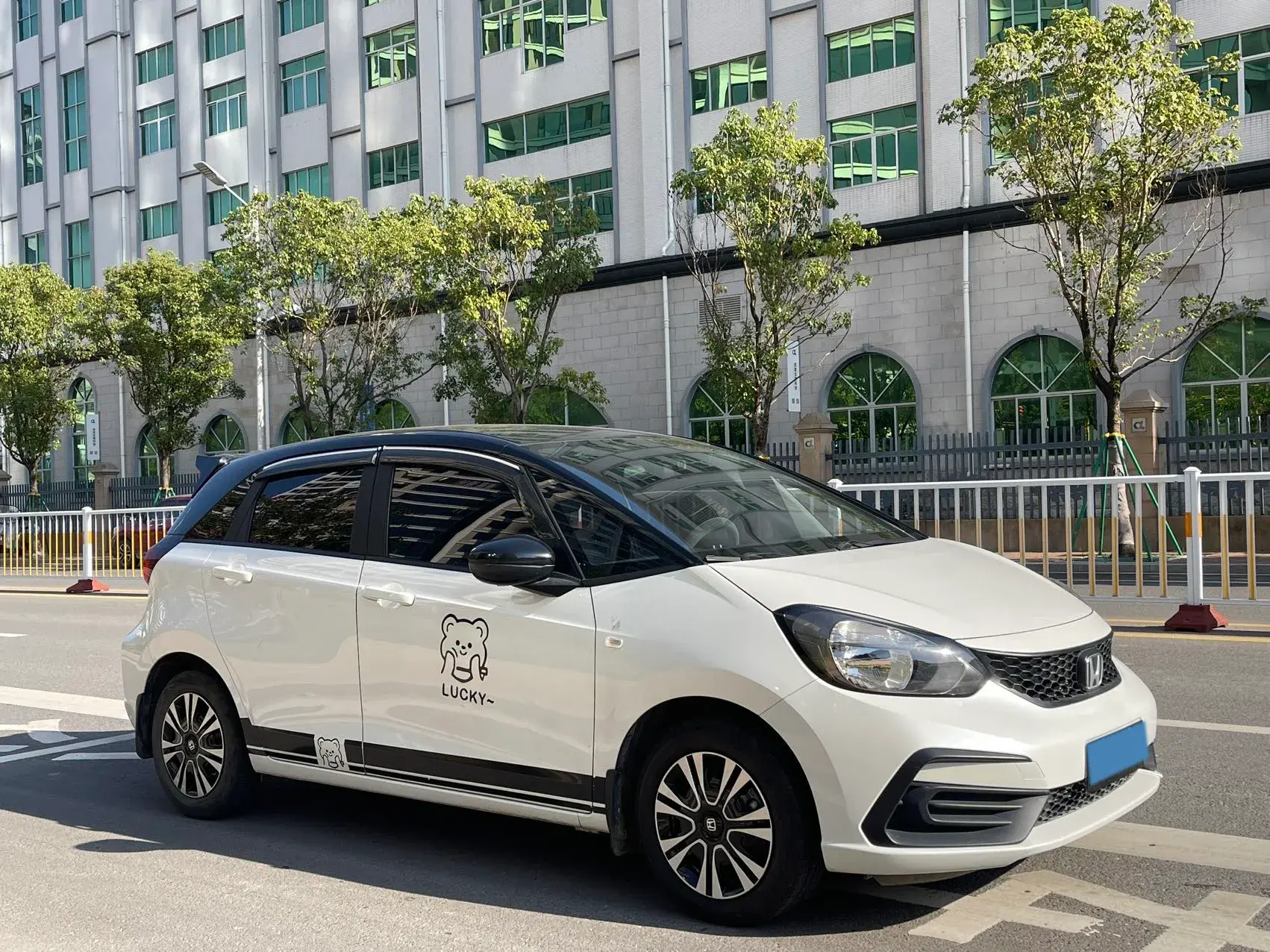 2023 HONDA FIT thumbnail 3