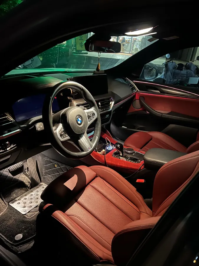 2022 BMW X4 2.0T 245HP L4 8AT,autocango,china used car exporter,china ev exporter,chinese used car exporter,chinese used ev exporter