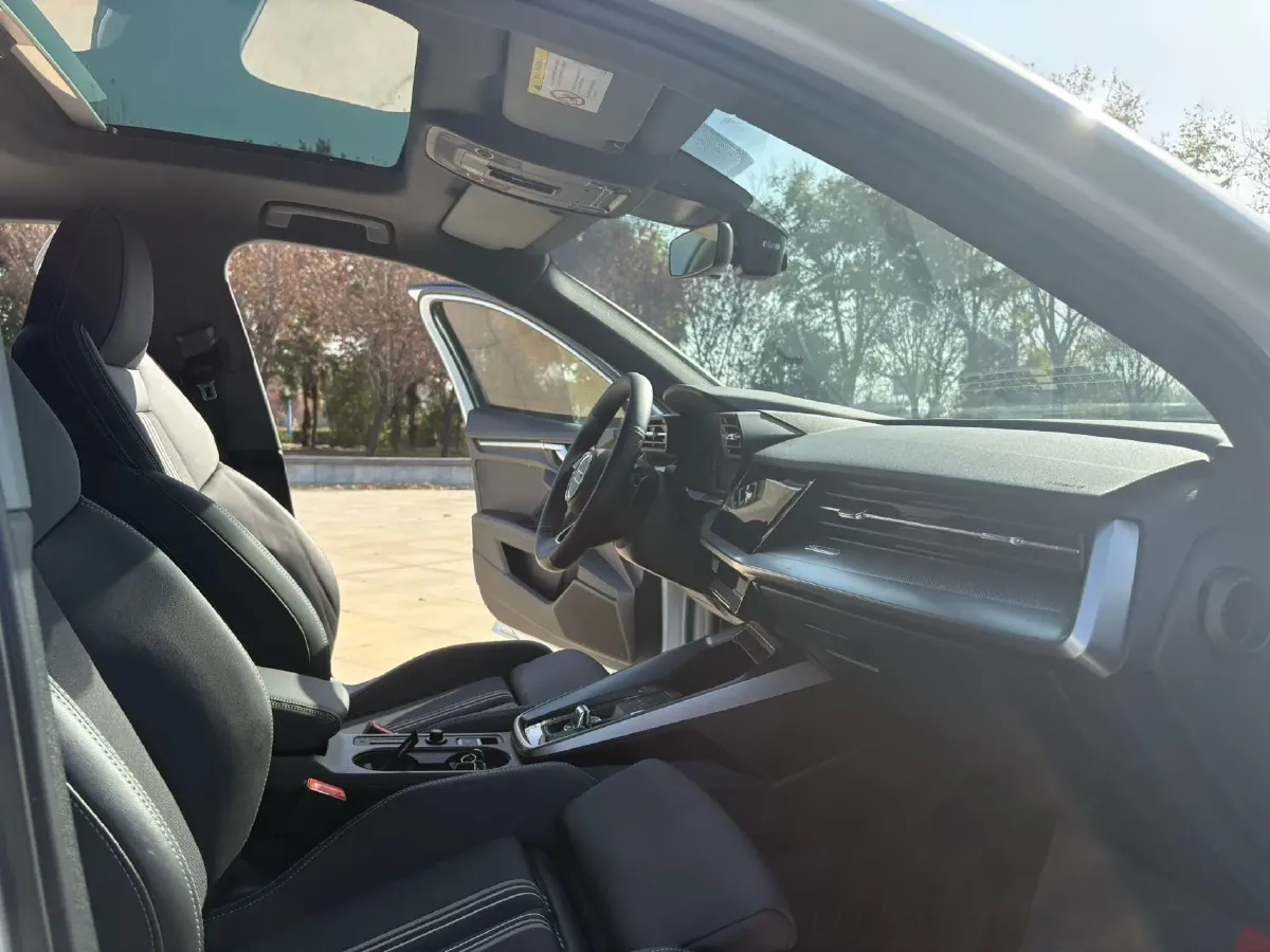 2021 Audi A3 1.4T 150HP L4 7DCT,autocango,china used car exporter,china ev exporter,chinese used car exporter,chinese used ev exporter