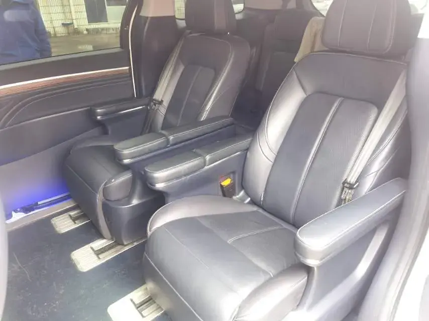 2021 GAC TRUMPCHI thumbnail 4