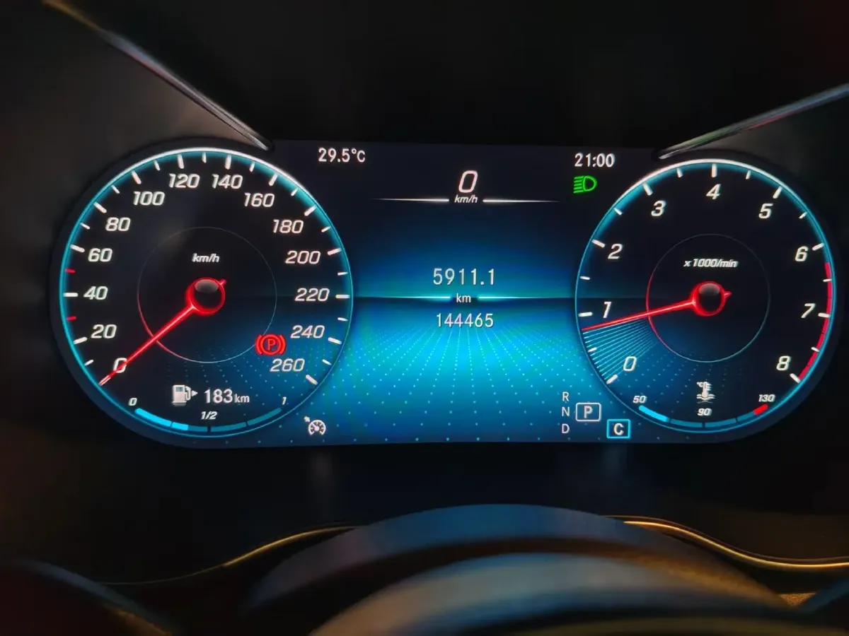 2020 Mercedes-Benz GLC Class 2.0T 197HP L4 9AT,autocango,china used car exporter,china ev exporter,chinese used car exporter,chinese used ev exporter