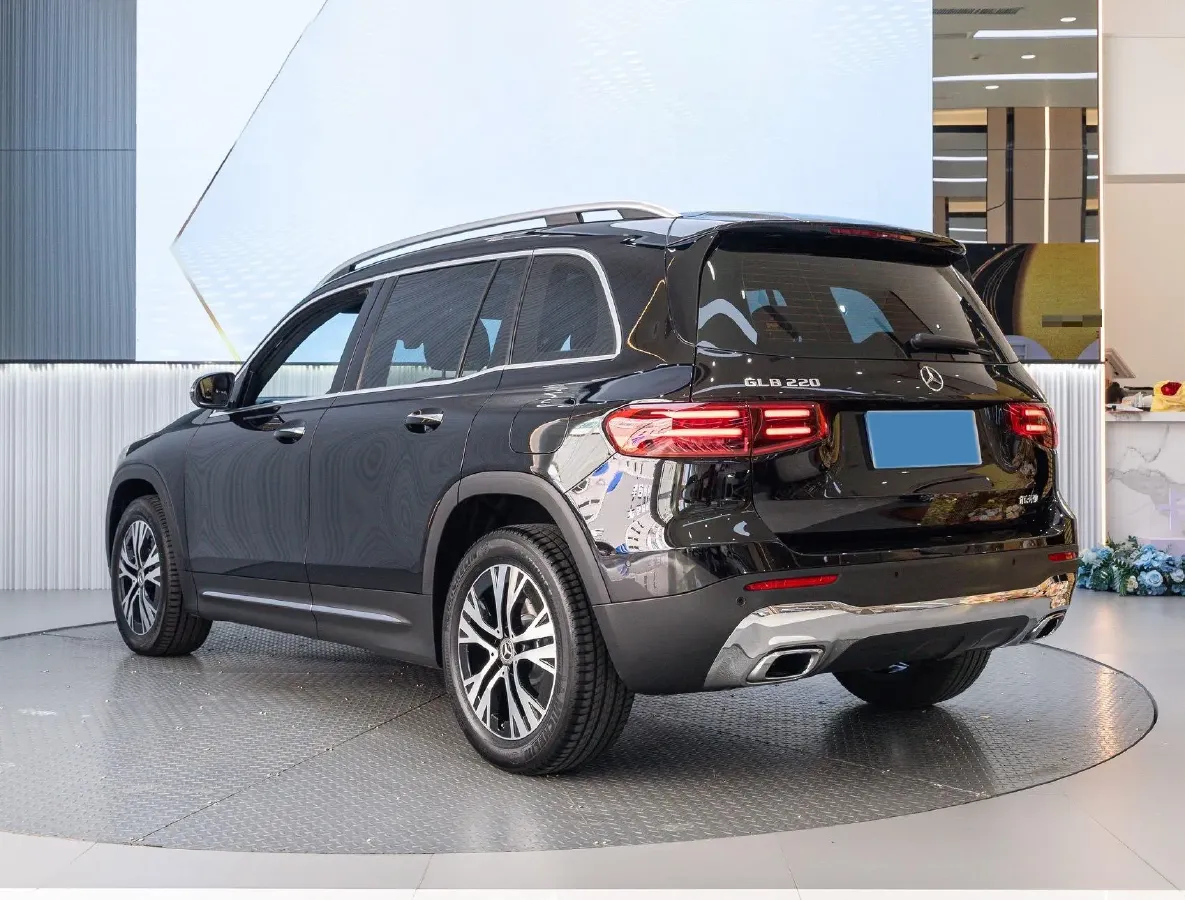 2024 Mercedes-Benz GLB Class 2.0T 190HP L4 8DCT,autocango,china used car exporter,china ev exporter,chinese used car exporter,chinese used ev exporter