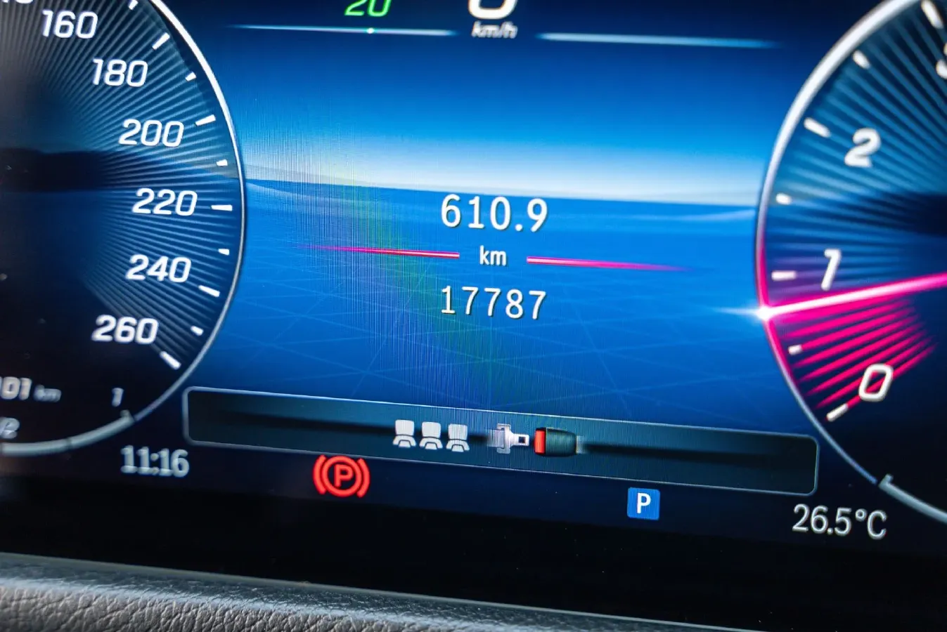 2024 Mercedes-Benz GLB Class 2.0T 190HP L4 8DCT,autocango,china used car exporter,china ev exporter,chinese used car exporter,chinese used ev exporter