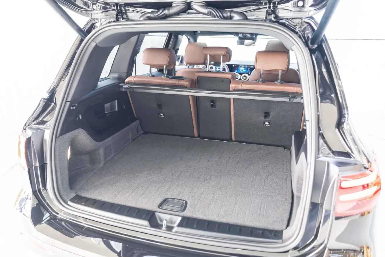 2024 Mercedes-Benz GLB Class 2.0T 190HP L4 8DCT,autocango,china used car exporter,china ev exporter,chinese used car exporter,chinese used ev exporter