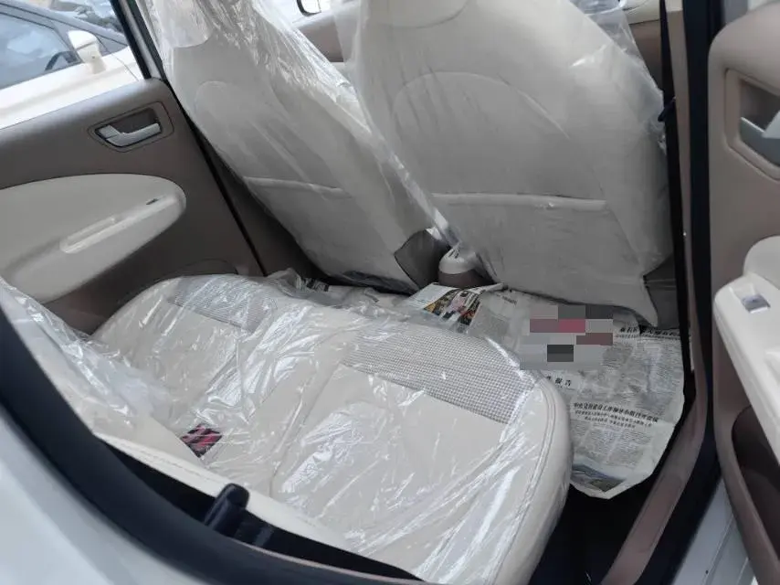 2025 WULING HONGGUANG thumbnail 4