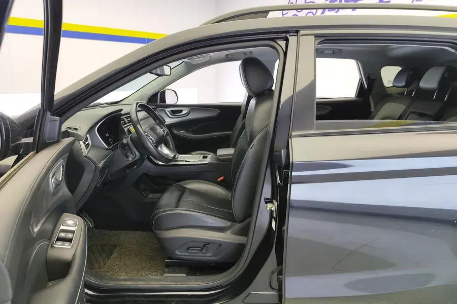 2020 ROEWE RX5 thumbnail 4